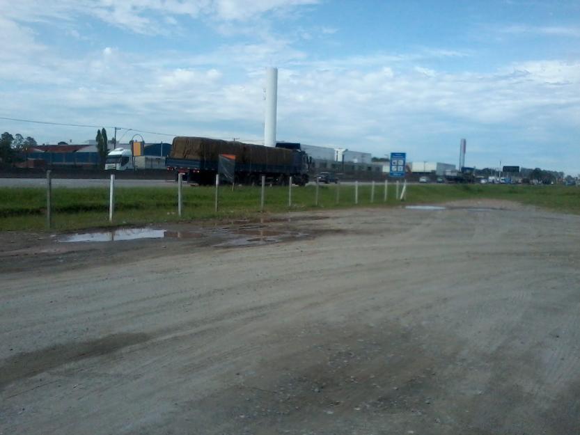 melhor área de guarulhos frente a via dutra 4200m2 - plana .