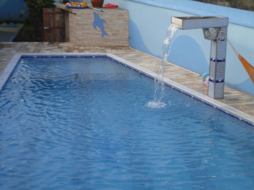 Aluga-se casa com linda piscina para 12pessoas em Itanhaém para finais-de-semana e feriado