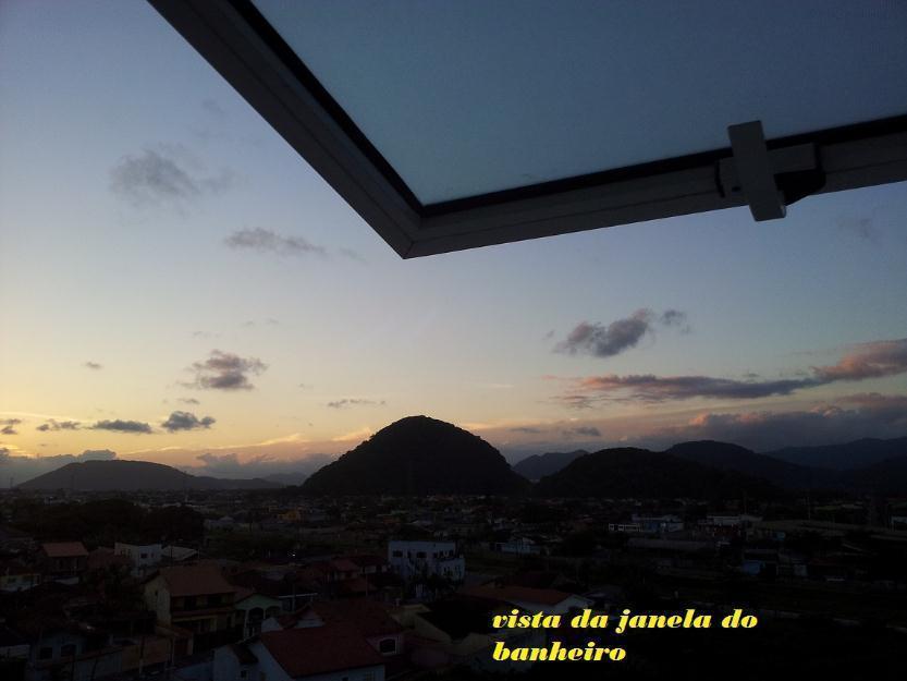 Lindo apto novo em frente ao mar