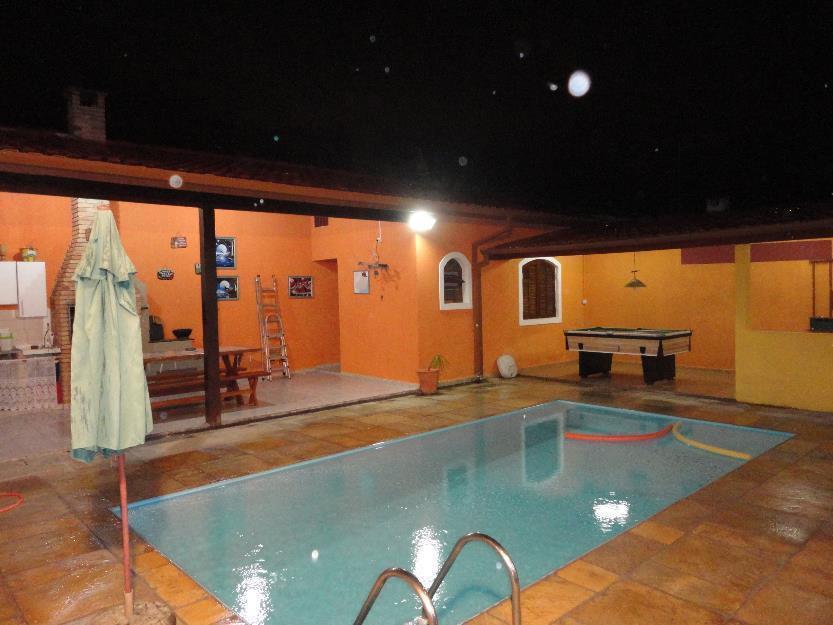 Casa com piscina para temporada em Caragua Carnaval/SemanaSanta