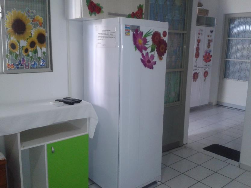 Quarto cozinha banheiro mobiliados pertinho do Centro de Cuiabá.