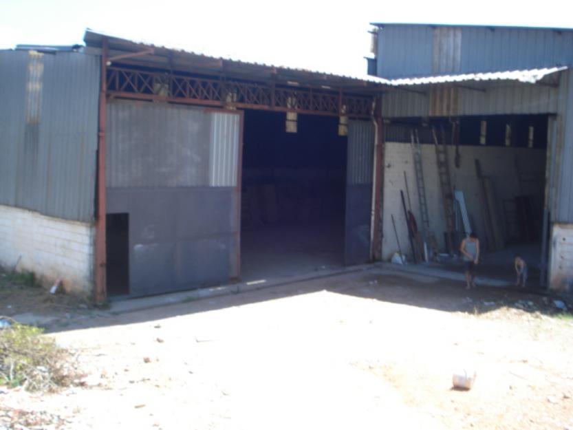 GA9012 - Aluga ou Vende Galpão em Ferraz de Vasconcelos/SP