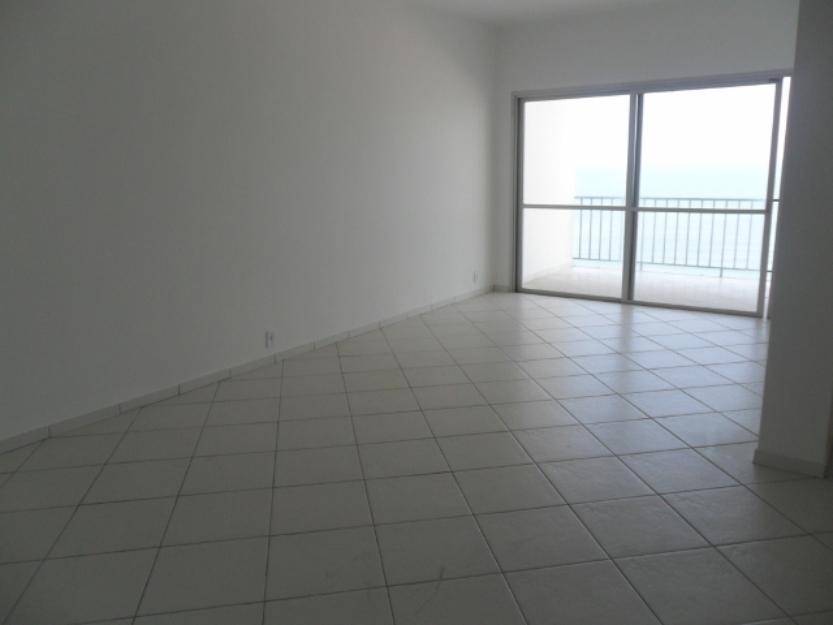 Apartamento frente para mar locação anual pitangueiras