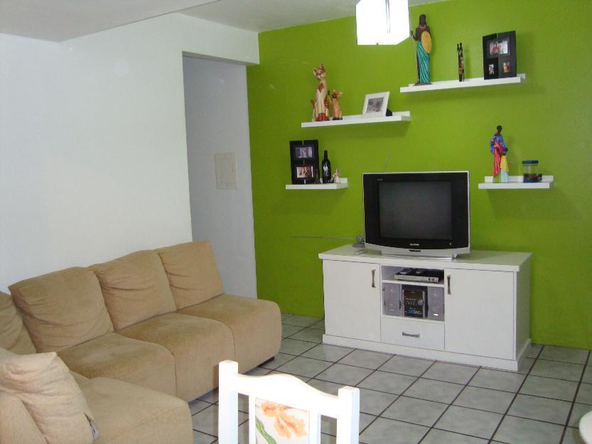 Apartamento em Tramandaí - Av. Beira Mar, com sacada, 2 qtos