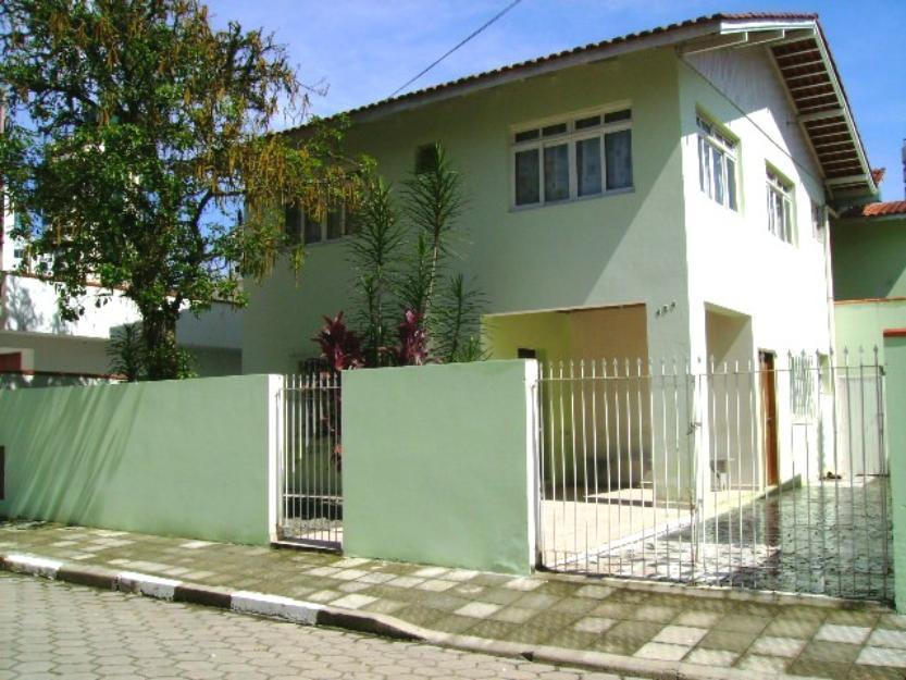 Casa Ampla para Grupos Grandes - a 450m da praia Balneário Camboriú