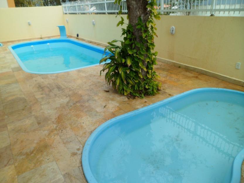 Ampla Casa de alto padrão com 2 piscina na praia de Bombas SC