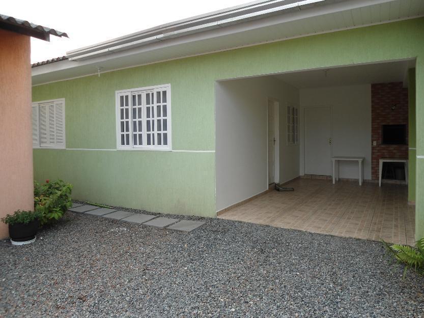 Casa para até 10 pessoas, 6 quadras do Morro do Cristo e Praia Central, Guaratuba - Pr.