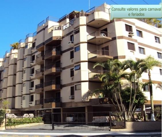 Apto Temporada no Guarujá a 250m da Praia das Astúrias. Tudo a pé.