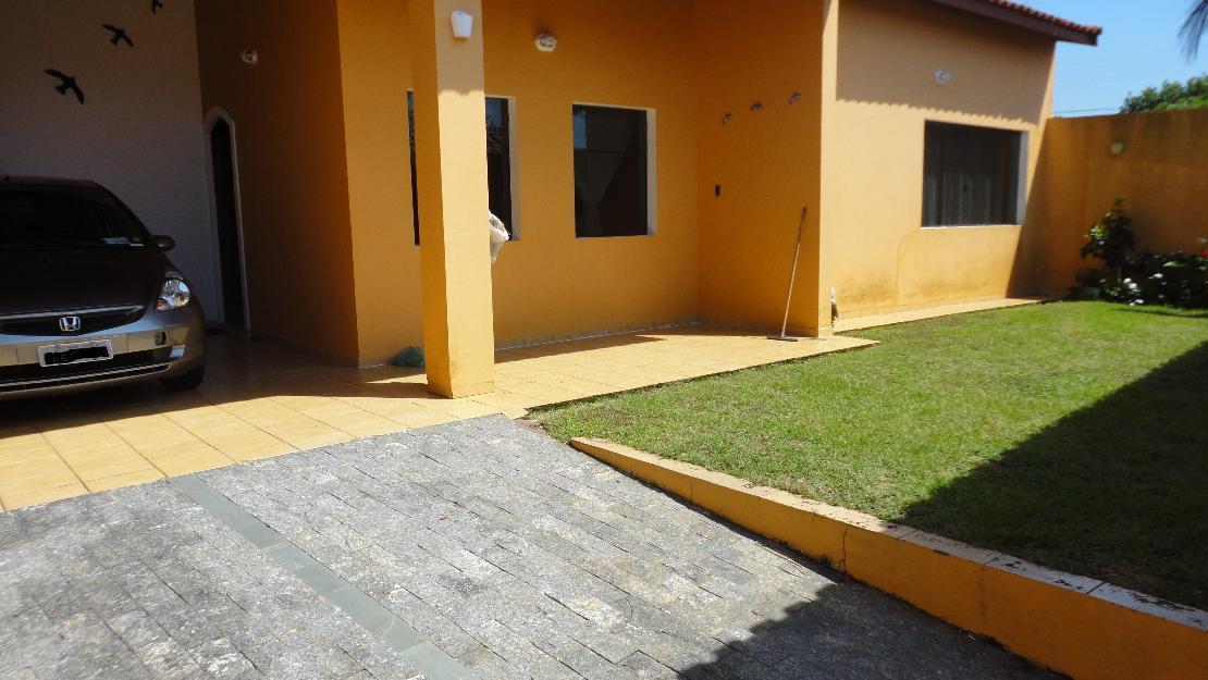 Casa para Carnaval ou Feriado em Peruíbe (200 metros da praia)