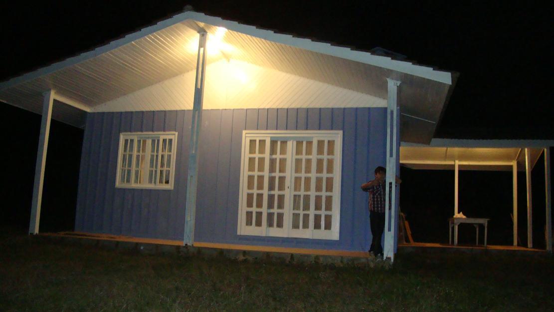 Aluga-se casa de madeira em Tijucas do Sul na estrada principal