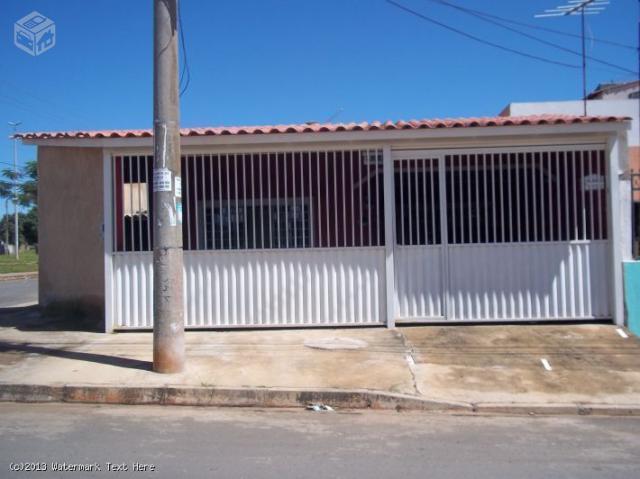Casa de esquina na qnm 40 m.norte taguatinga