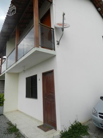 Casa duplex com 2 quartos,Extensão Serramar