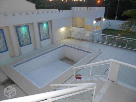Linda casa em Itaipu com 4 qrts, piscina, atelie