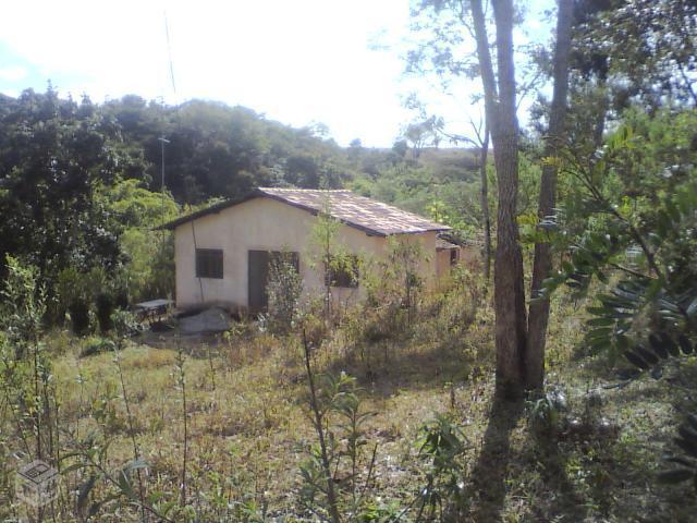 Sitio em Piracema MG com mina no terreno 10 mil m²