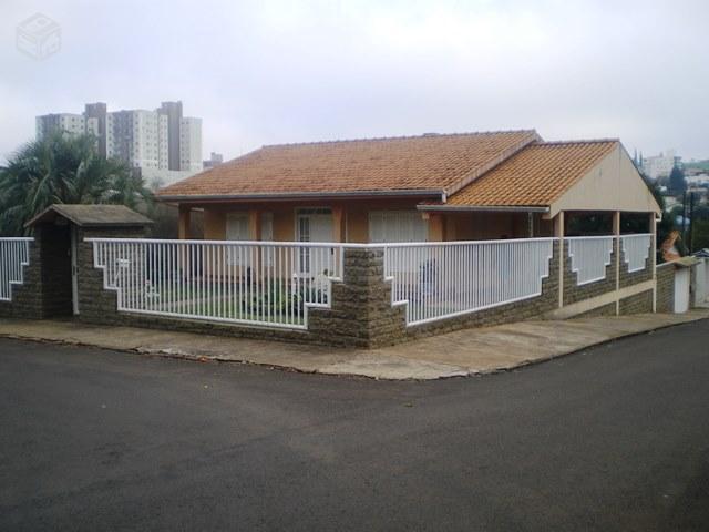 Casa esquina, bairro Jardim Italia, Chapecó