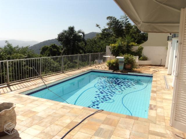 Linda casa na Península - Guarujá - Alto Padrão