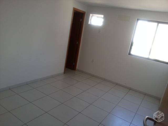 Apartamento novo na ponta verde