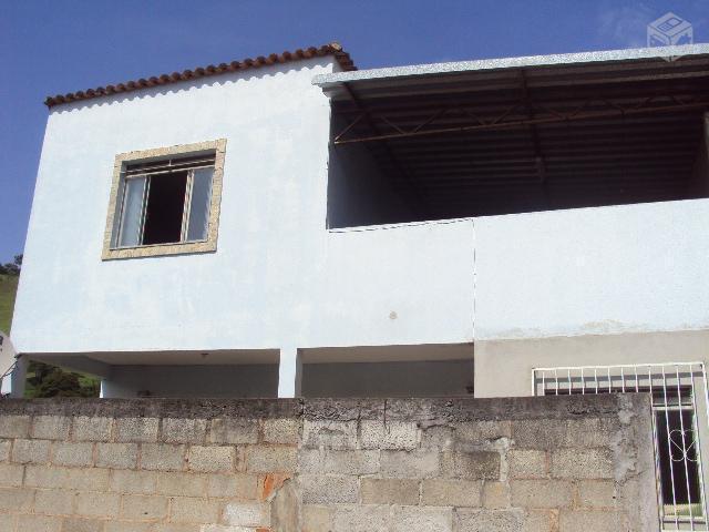 Casa com Galpão no Santa Isabel (Ref: 6200)