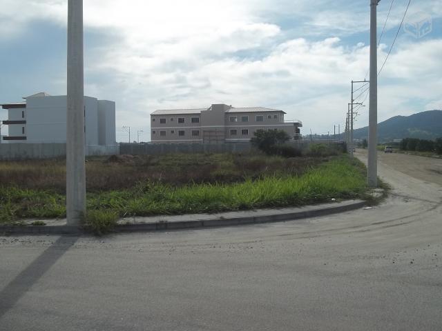 Terreno em São Pedro da Aldeia-Loteamento Salinas