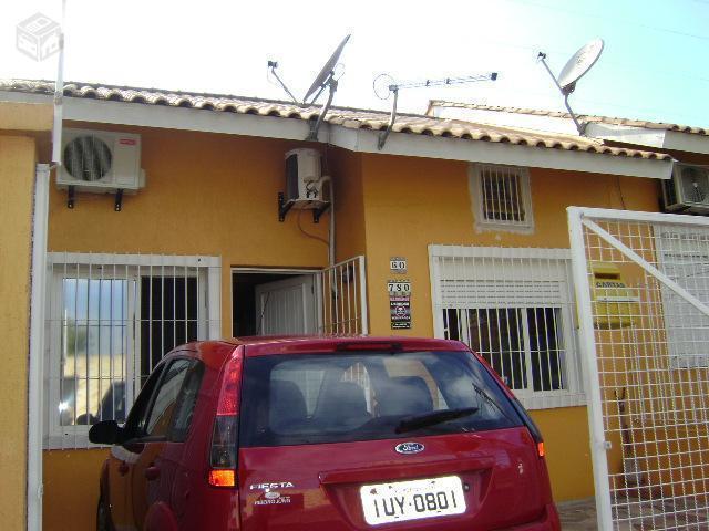 Casa em condomínio