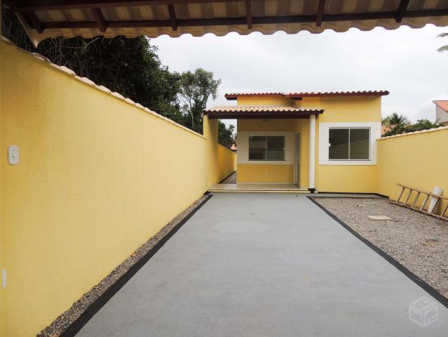 Casa com dois qts e uma suite ApRoVeItE