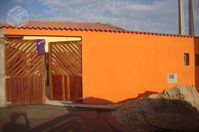 Casa nova lado praia em Itanhaém