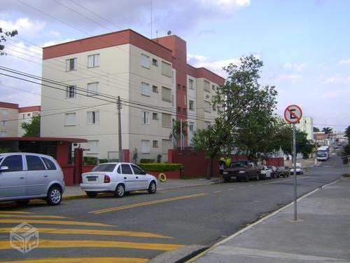 Apartamento na Vila Mimosa - Cond. Amadeu Mendes