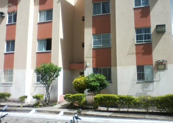 Apartamento em Morada de Laranjeiras