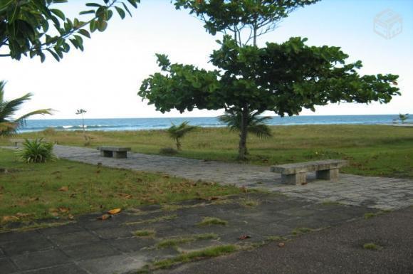 Residência frente p/ mar, Costa Azul - Ref. 1201-R