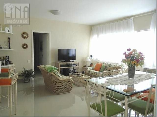 Apto inteiramente reformado lindo próximo a praia