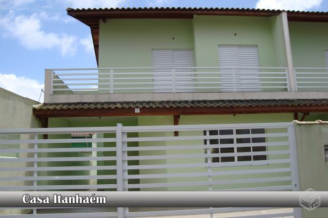 Casa frente a praia em Itanhaem