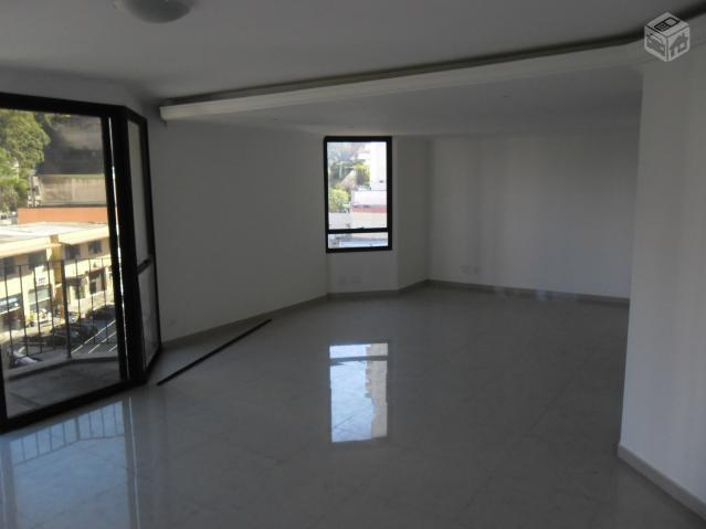 Apartamento alto padrão na av. Giovanni Gronchi