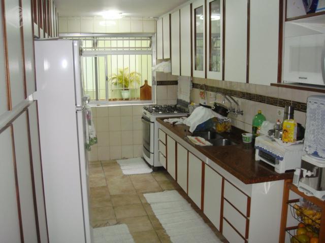 Casa Residencial com Piscina - Aclimaçao