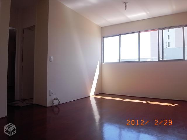 Apartamento na Tivoli de 1 dorm. bem localizado