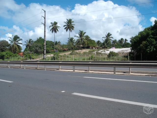 20.000 m² Estrada do Coco frente pista