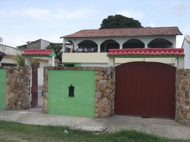 Casa com 5 quartos piscina em Iguaba Grande