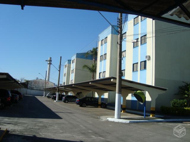 Excelente apartamento Vila das Palmeiras Z. Sul