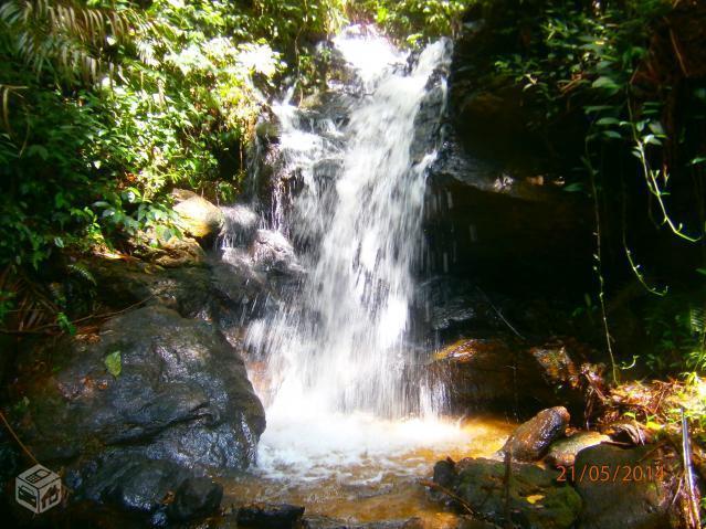 7,5 hectares castelinho com cachoeira lagoa