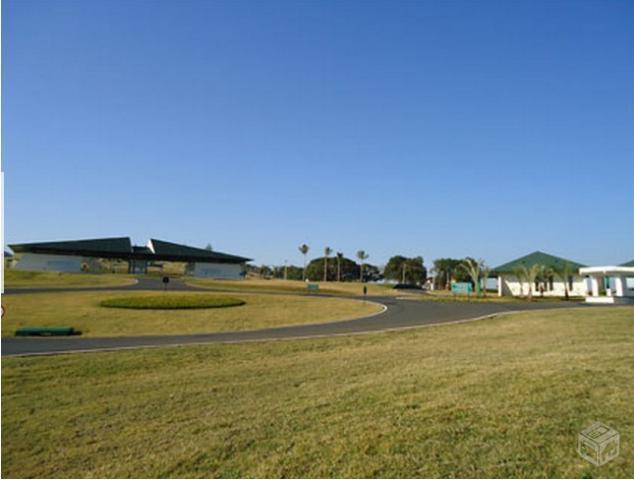 Ninho Verde II - 450 m², a vista com desconto