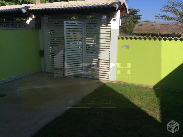 Casa com 3 qts, 2 suítes no asfalto Itaipuaçu