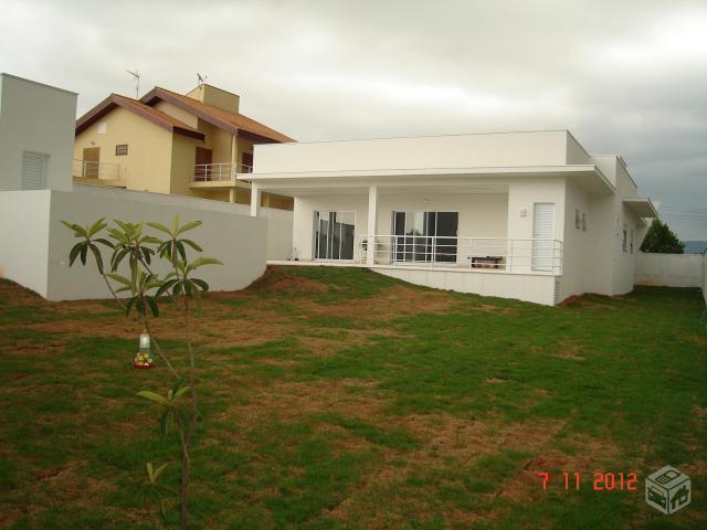 Casa Térrea - Condomínio Saint Charbel - Araçoiaba