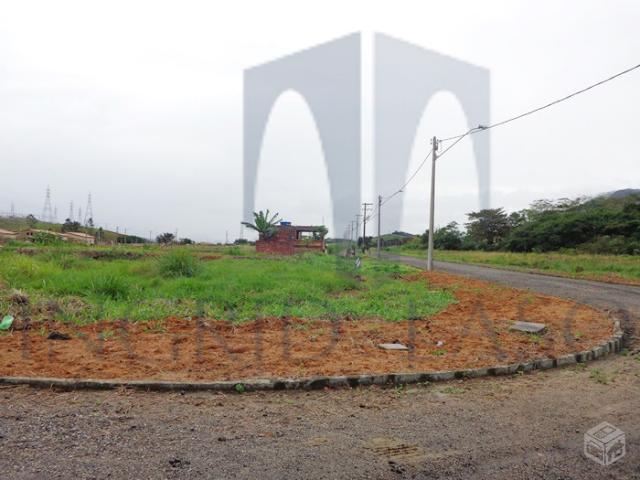 Terreno em Macaé com 177m²