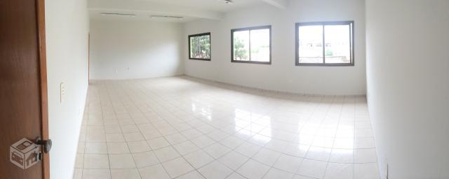 Sala comercial 60m² em ótima localização