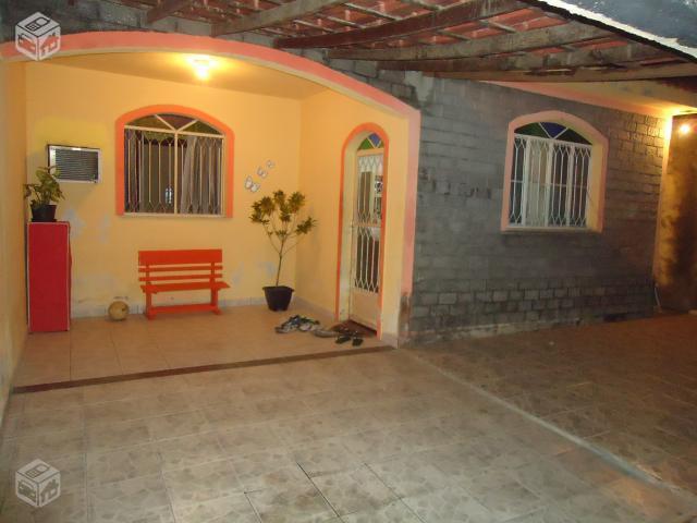 Casa c/ terraço Campinho bairro Correios