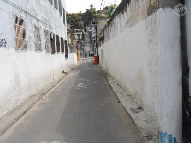 Madureira Casa Var 2Qtos Quintal Só Dinheiro