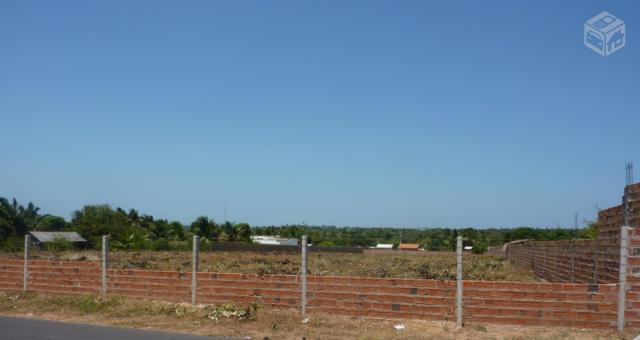 Belíssimo terreno 7800 m2 na Raposa / MA
