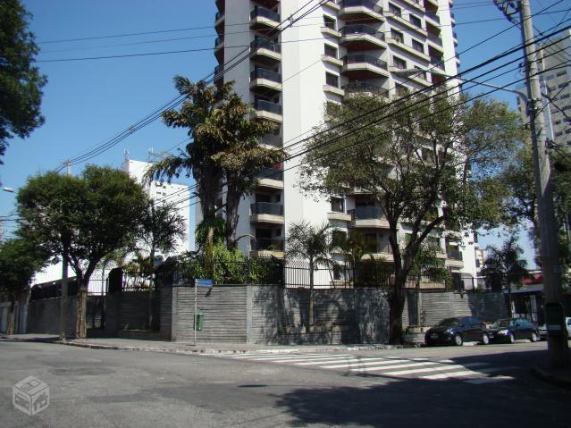 Apartamento na Mooca com 3 dormitórios - 1 súite