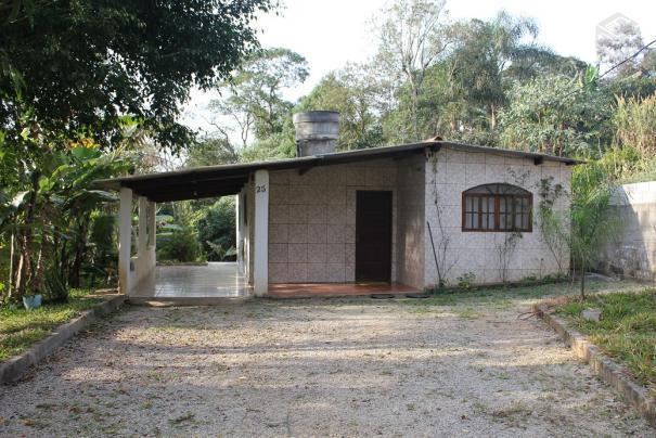 Linda Chácara 1500 m² a 15 min. Centro Embu Guaçu