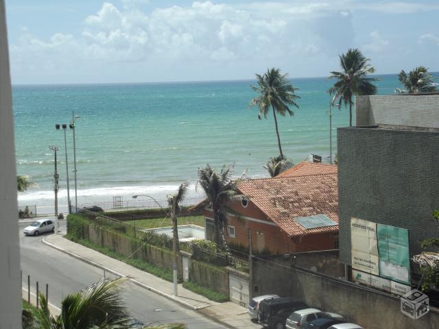 Apartamento de 84 m², com vista para o mar