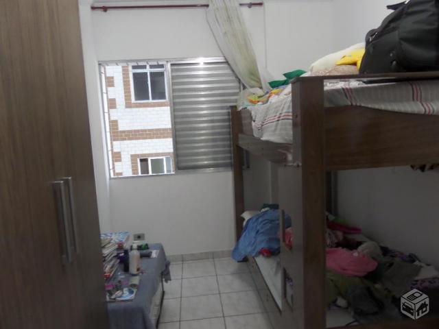 AP0245 - Apto de 2 dorm. 1 suite